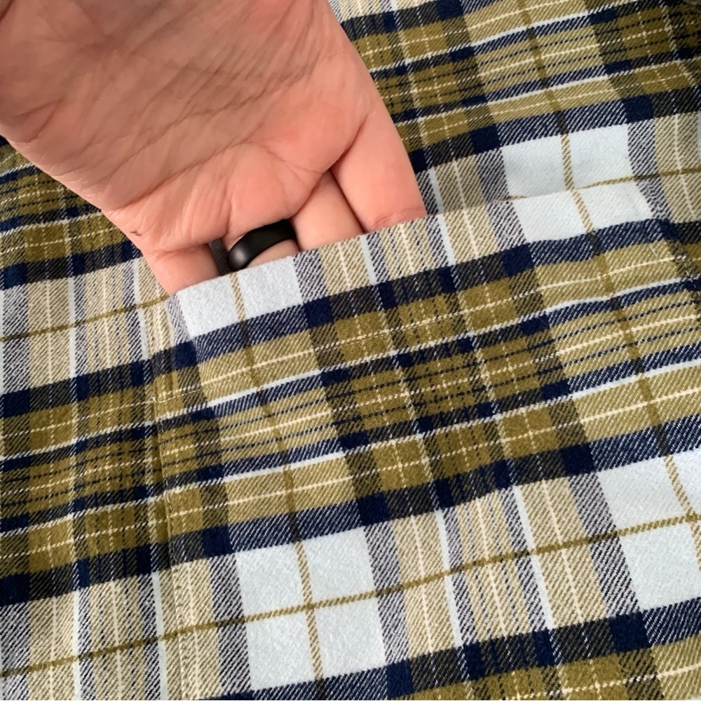 Men’s XL ORVIS Classic Fit Luxury Flannel Light Blue Navy Green Plaid Cozy Shirt - Picture 6 of 7